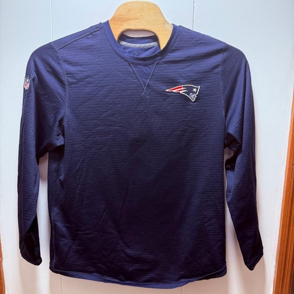 Nike NFL On-Field New England Patriots Navy Blue Long Sleeve Sweatshirt Mens XL‎